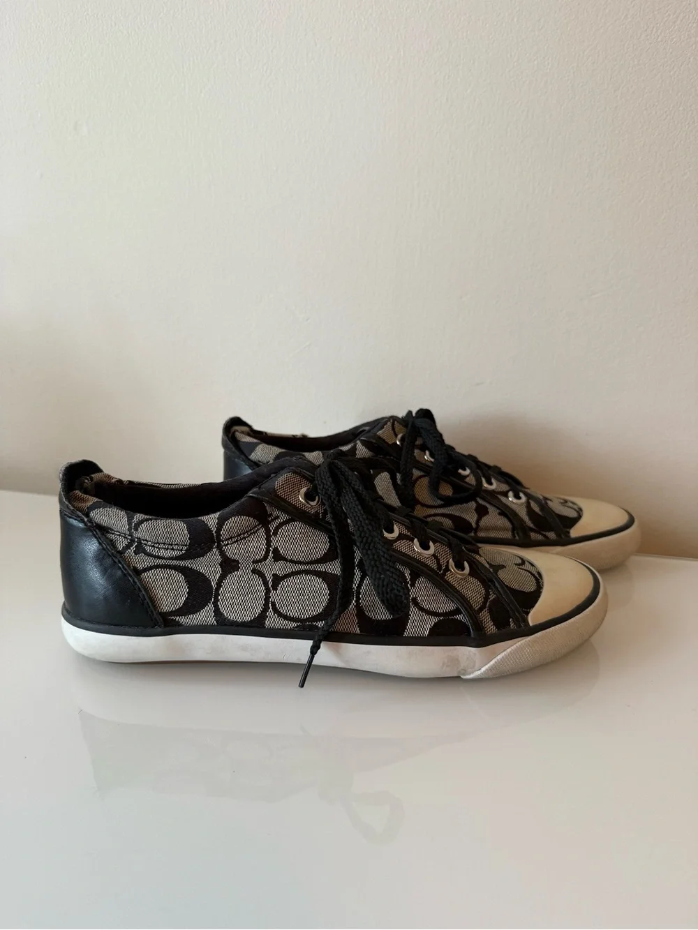 Coach Women’s Black Signature Canvas Low-Top Sneakers